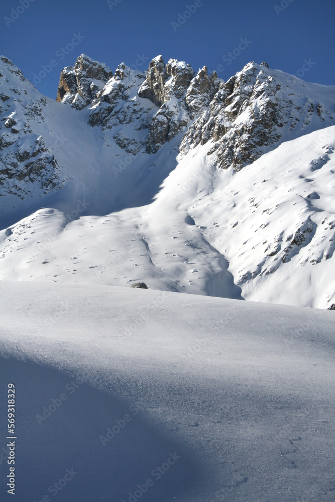 Fototapeta premium Tonale ski resort with Rhaetian Alps
