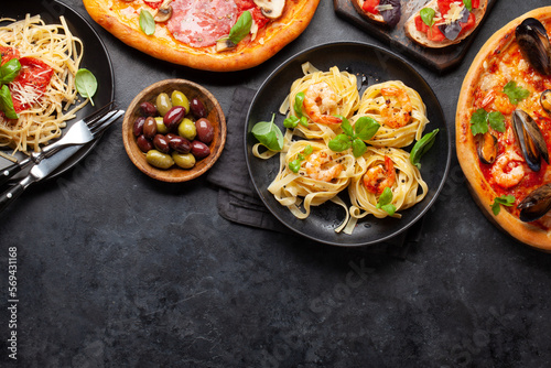 Italian cuisine. Pizza, pasta and toasts