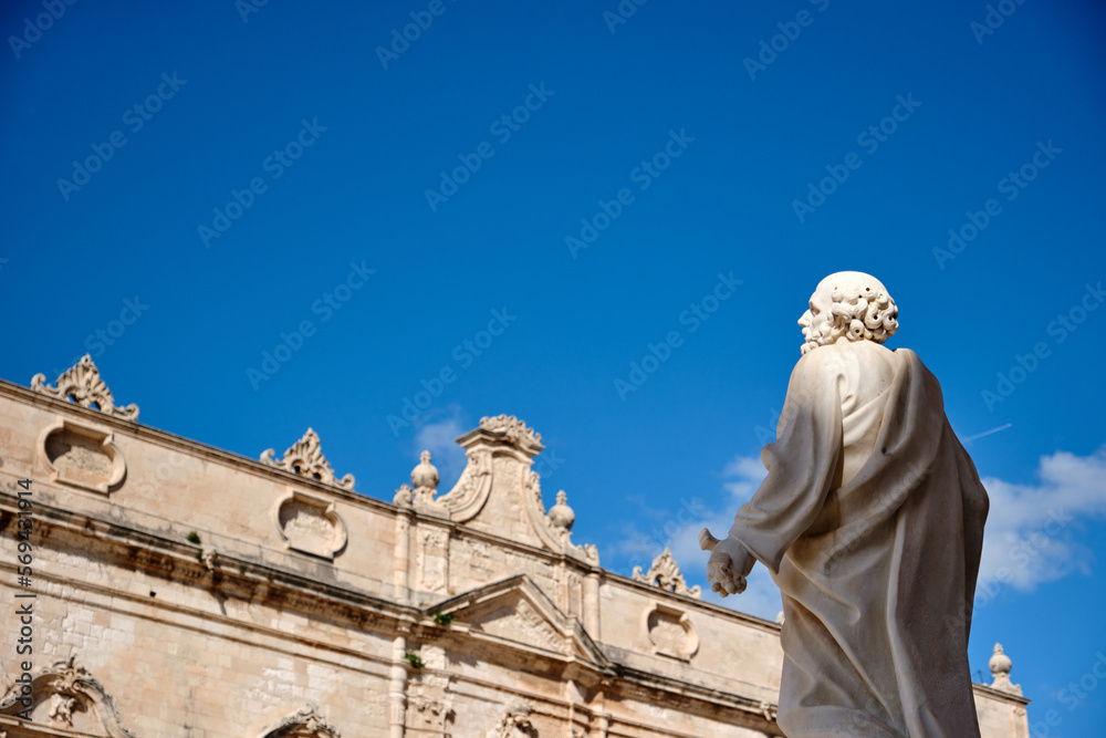 Fototapeta premium Syracuse, Cathedral of Syracuse. Catholic church in limestone, originally a Greek doric temple, Italy