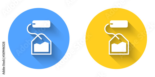 White Tea bag icon isolated with long shadow background. Circle button. Vector