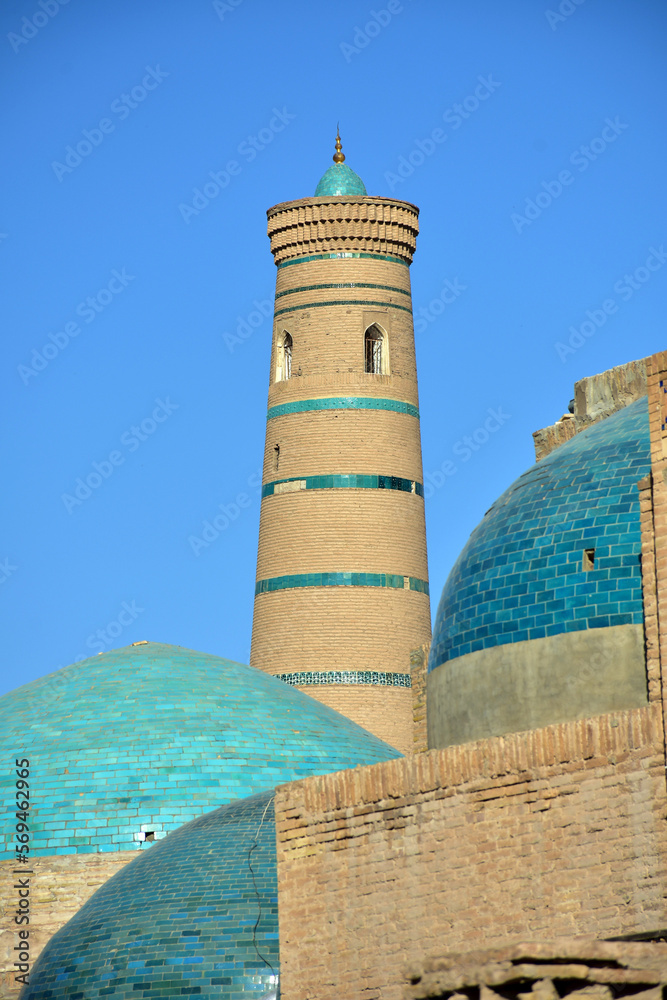 Obraz premium Blue domes of old city