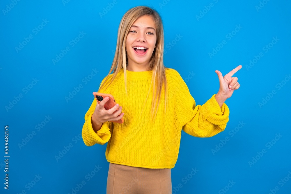Yellow sweaters hotsell for teenage girl