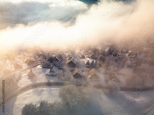 La station de ski et snowboard de Super Besse vue du ciel en hiver © bgspix