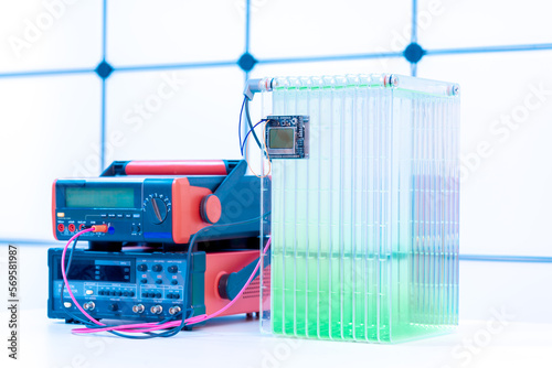 Tableau sur toile experimental battery based on biopolymers in the laboratory of ecological energy