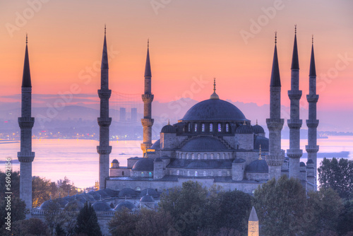 Sunrise, Blue Mosque (Sultan Ahmed Mosque), founded 1609, UNESCO World Heritage Site, Istanbul, Turkey, Europe photo
