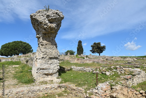 Ruines romaines à Aléria. Corse photo