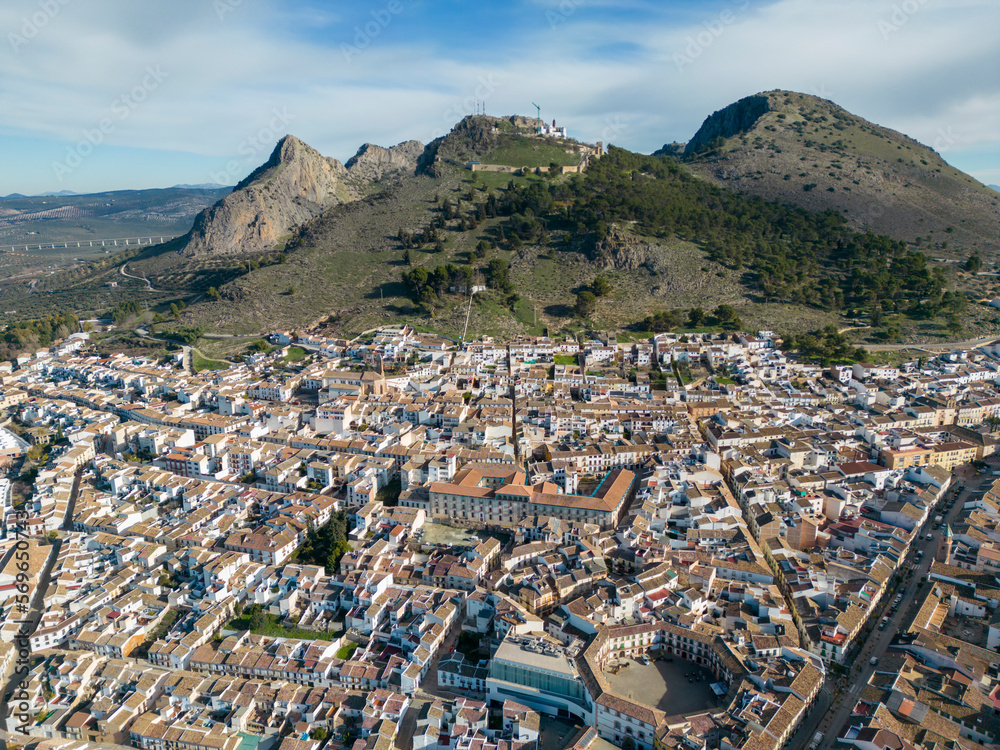 Naklejka premium vistas aérea del municipio de Archidona en la provincia de Málaga, Andalucía 