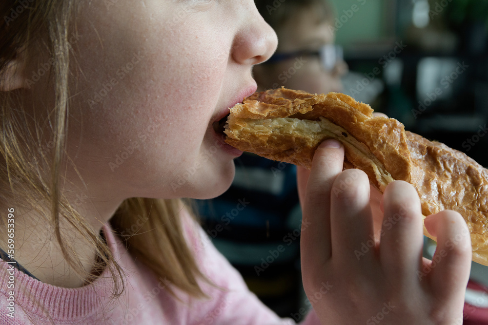 Children Diathesis with improper nutrition Children Diathesis with improper nutrition