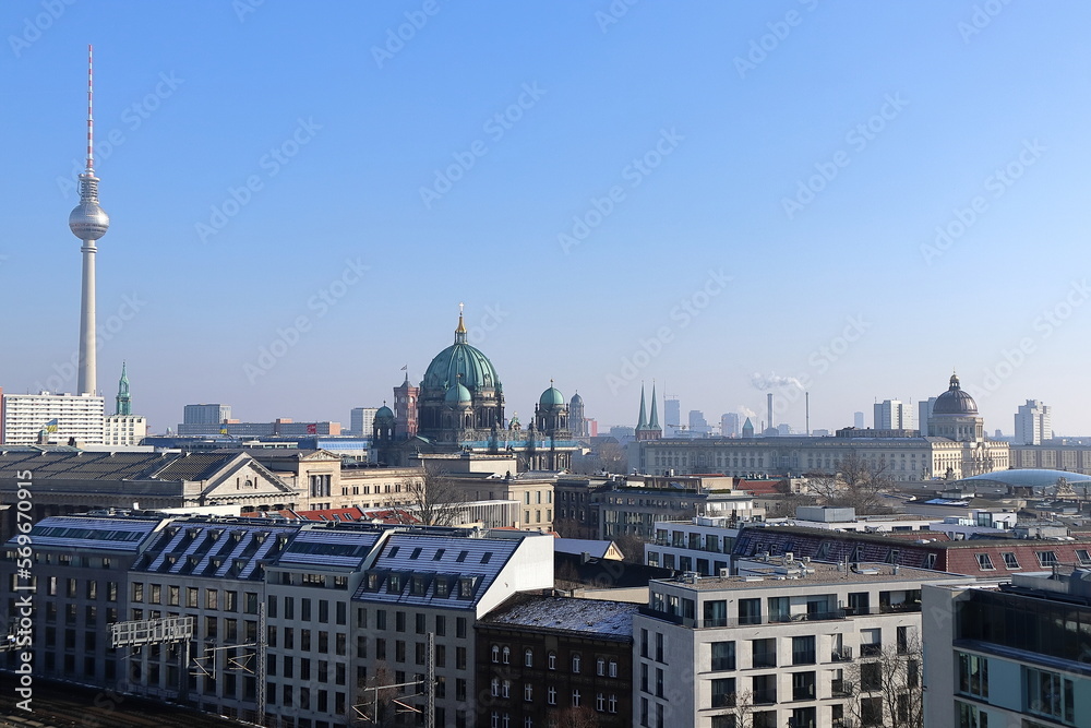 Berlin - Schloss Berlin - Fernsehturm