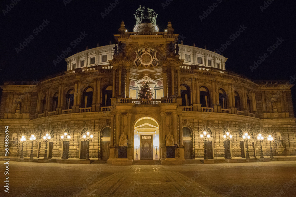 Semperoper Dresden at night
