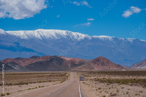 Camino Hacia Antofagasta de la Sierra  con las monta  as de colores  Catamarca  Argentina