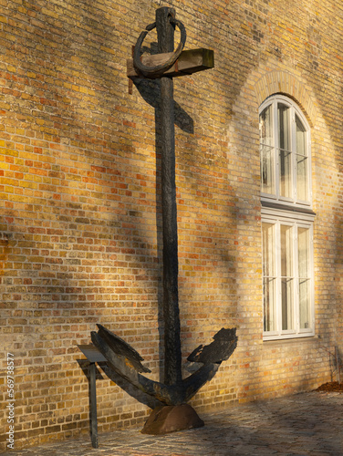 Canvas Print old anchor on the wall