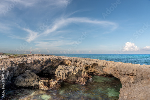 Formaciones rocosas en la isla de Cozumel, Quintana Roo, México 