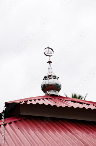 Obraz na plátně Typical mosque doom roof in  Indonesia