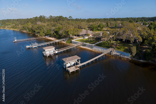 Canvas Print Waterfront villas with private docks at Navarre, Florida