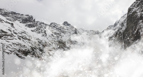 Fotografija avalanche descending in the Polish Tatra Mountains