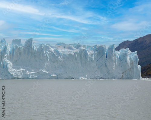 Glacier on Lago Argentino in El Calafate