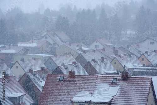 Obraz na płótnie Śnieg w miasteczku w salonie
