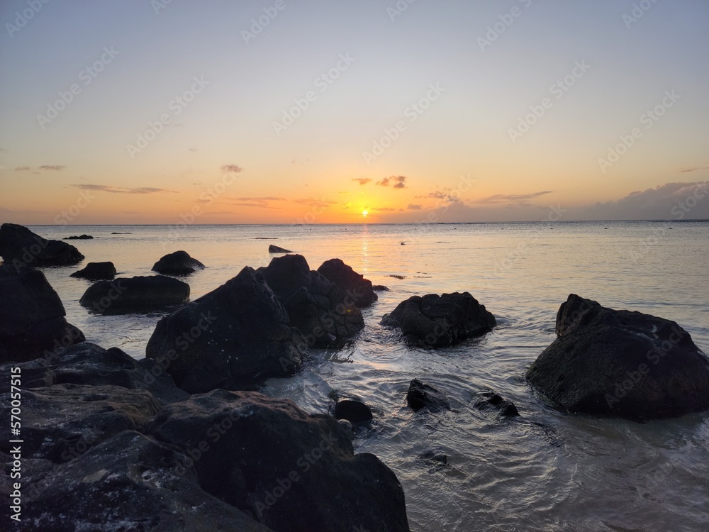 Fototapeta premium Rocky Beach in Mauritius during Sunset