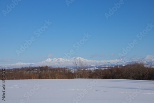 雪山と青空 大雪山 