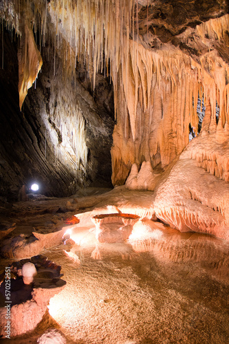 Stunning Marakoopa Cave in Tasmania photo