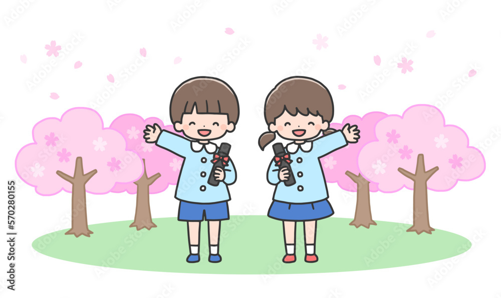 卒園式 桜の前に並んで立つ男の子と女の子 卒園式 桜の前に並んで立つ男の子と女の子