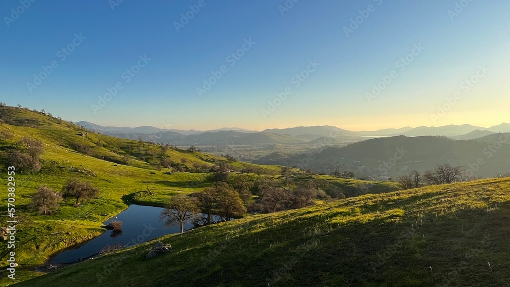 Obraz premium Beautiful scenery in the hills of Central California 