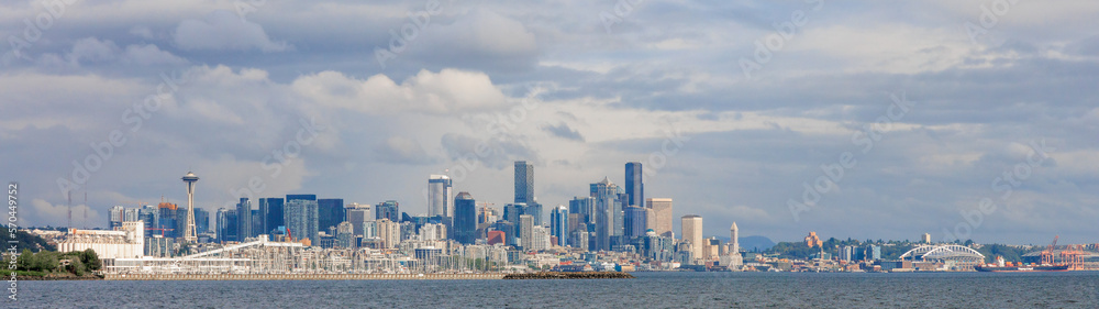 Panorama of the Seattle skyline as seen from Puget Sound