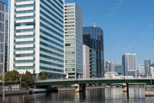 東京品川 運河と橋の風景