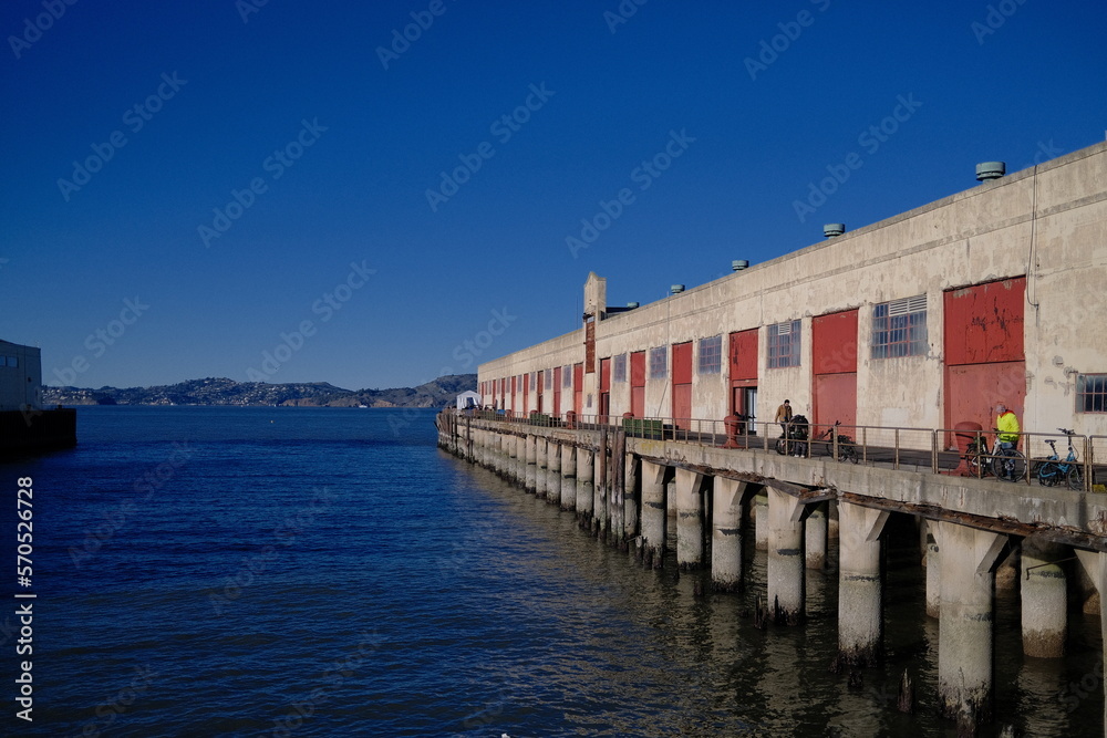 Obraz premium pier at the pier