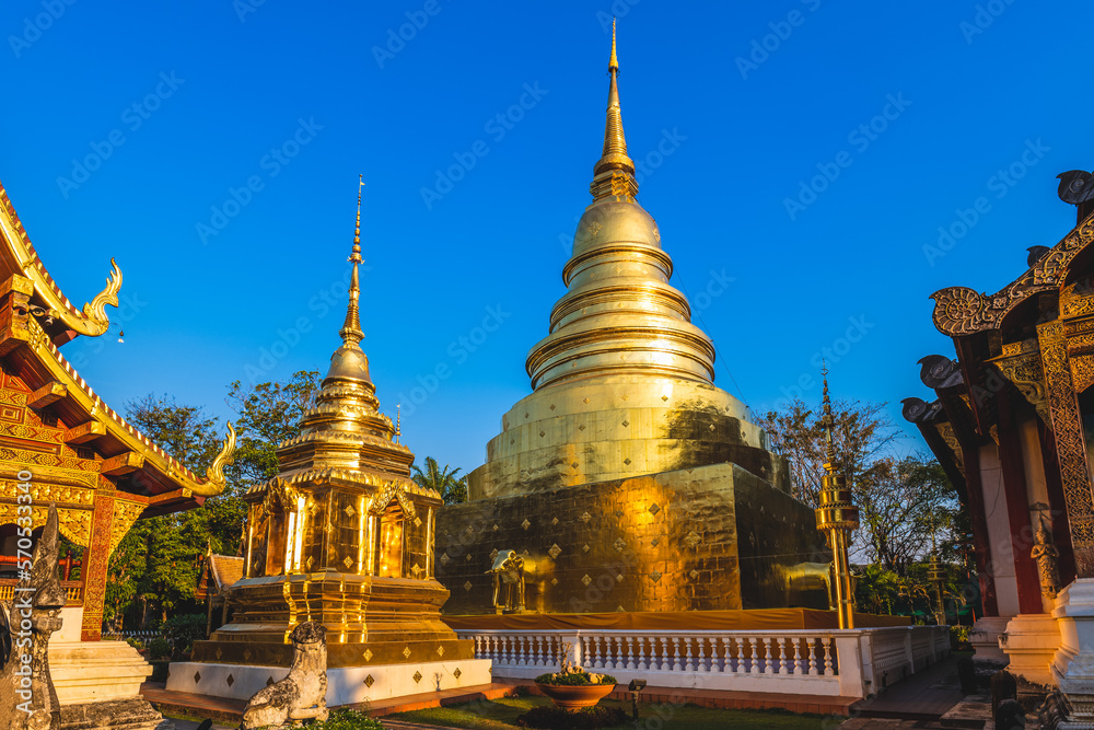 Naklejka premium Stupa at Wat Phra Singh in Chiang Mai, Thailand
