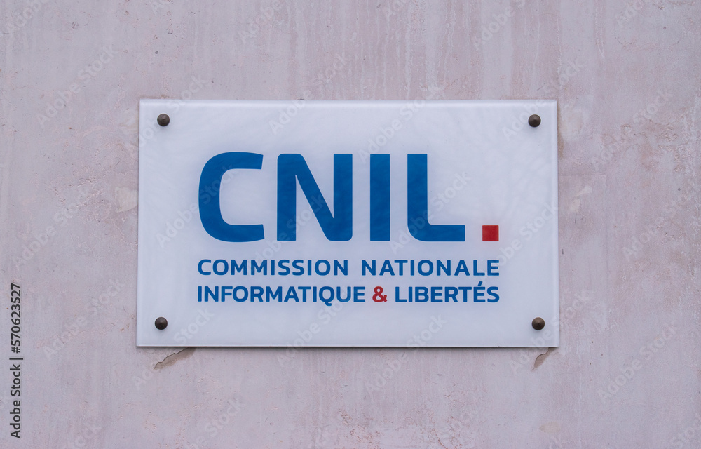 Foto de Plaque à l'entrée des bureaux de la CNIL (Commission Nationale