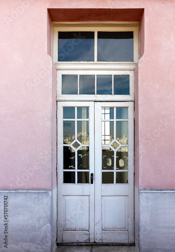Old door in roof terrace of the Martinelli Building  Sao Paulo  Brazil