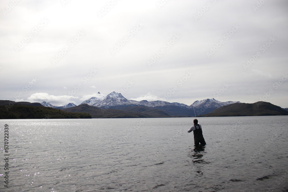 Naklejka premium Pesca con mosca