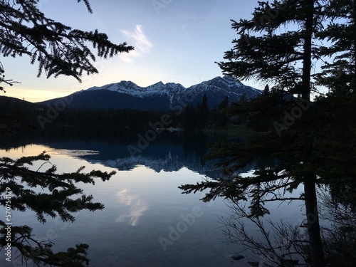 lake scenery 