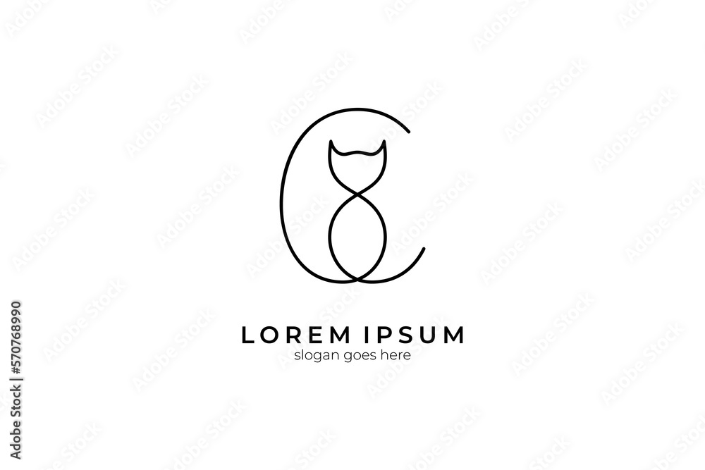 Obraz premium C letter logo with cat shape in simple linear design style