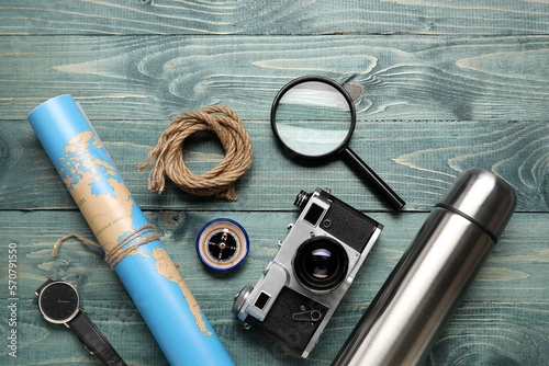 Compass with traveler acces...
