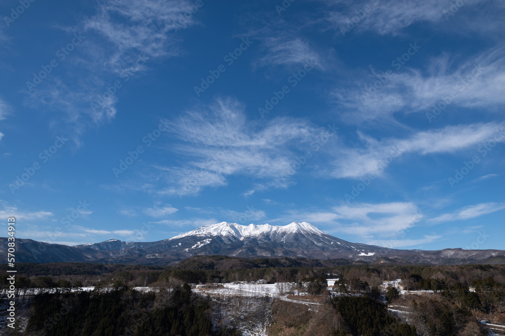 晴れた冬の開田高原　長野県