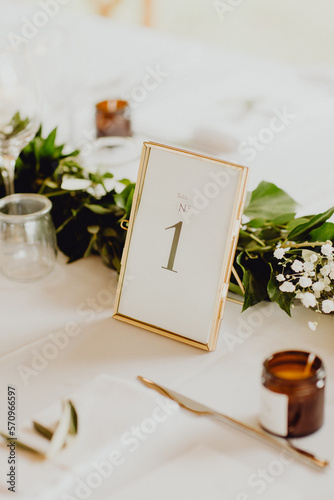 La tables des mariés pour le diner photo