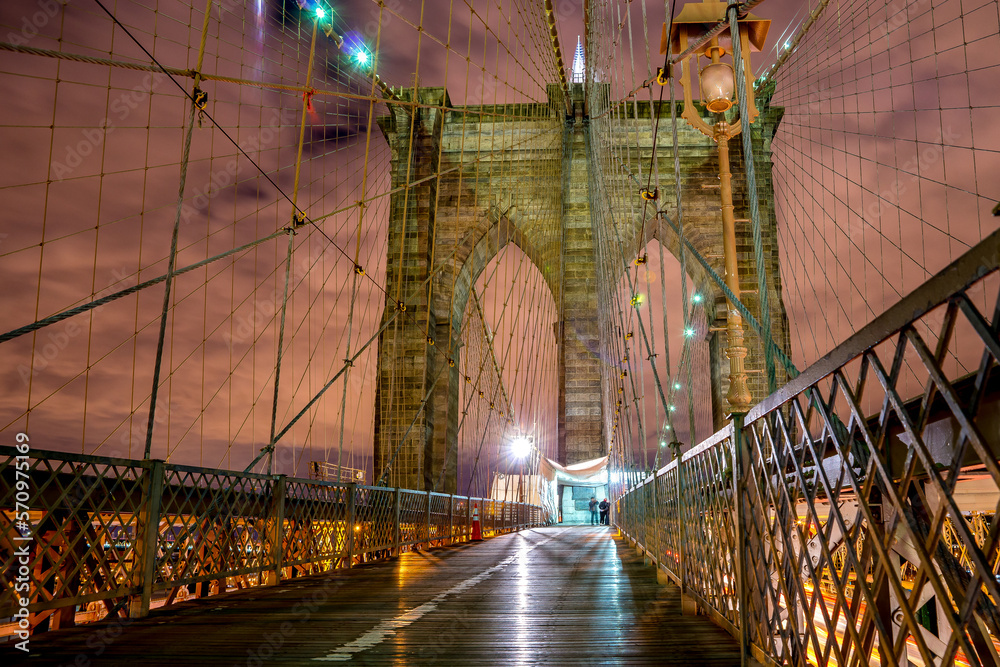 Fototapeta premium bridge at night