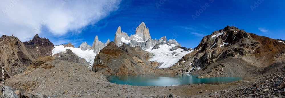 Panorama of the stunning Laguna de los Tres with its turquoise water and Mount Fitz Roy and icefield in the back - famous sight when hiking in El Chaltén, Patagonia, Argentina
