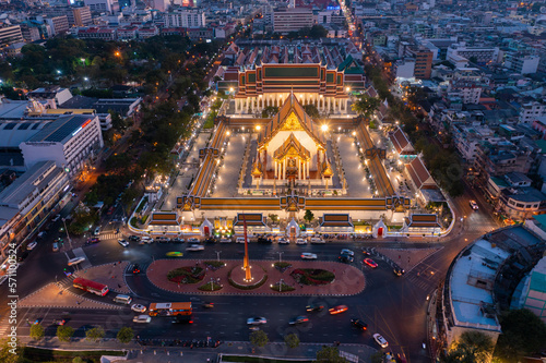 The Giant swing landmark of bangkok thailand © Sathit Trakunpunlert