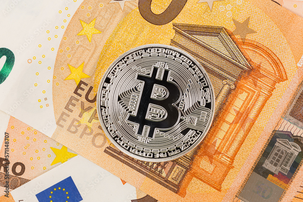 Fototapeta premium Silver platinum bitcoin Euro