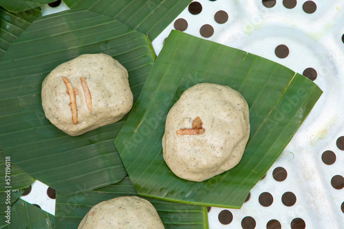 China, Southern Hokkien, Ching Ming Festival, Worship, Ancestors, Traditional, Offerings, Caozi Kueh photo