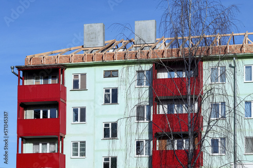 Roof repair in a five-storey residential building. Reconstruction of an emergency building