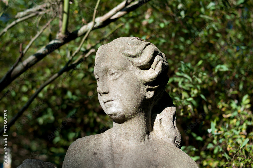 Photograph of a female statue