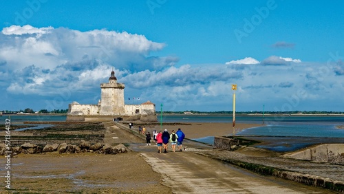 Fort Louvois, Mer des Pertuis⁩, ⁨Bourcefranc-le-Chapus⁩,Charente-Maritime, ⁨France	
 photo