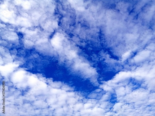 印象的な雲と空　青空と雲