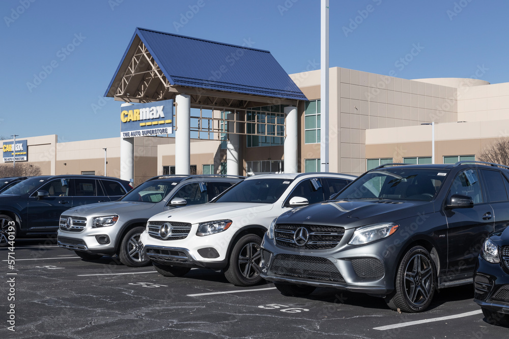 CarMax Auto Dealership Mercedes Benz display. CarMax is the largest
