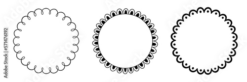 Doodle circle scalloped frame. Hand drawn scalloped edge ellipse shape. Simple round label form. Flower silhouette lace frame. Vector illustration isolated on white background.